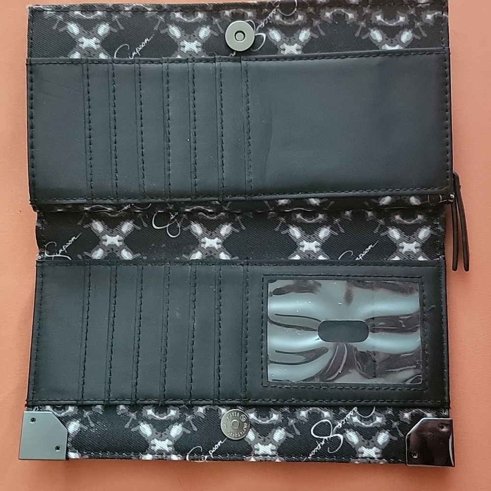 Jessica Simpson Wallet - Picture 2 of 3